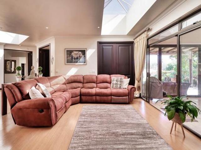 4 Bedroom House in Dainfern Ridge