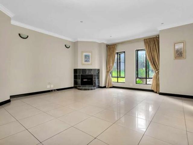 4 Bedroom House in Dainfern Valley