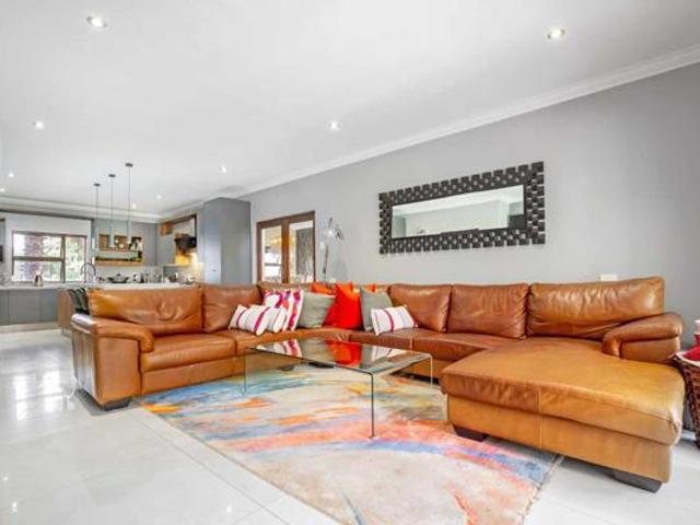 4 Bedroom House in Dainfern Valley