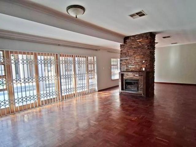 4 Bedroom House in Dan Pienaar