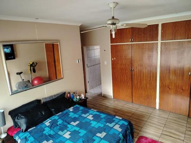 4 Bedroom House in Del Judor Ext 2