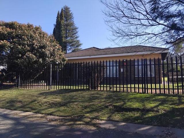 4 Bedroom House in Del Judor