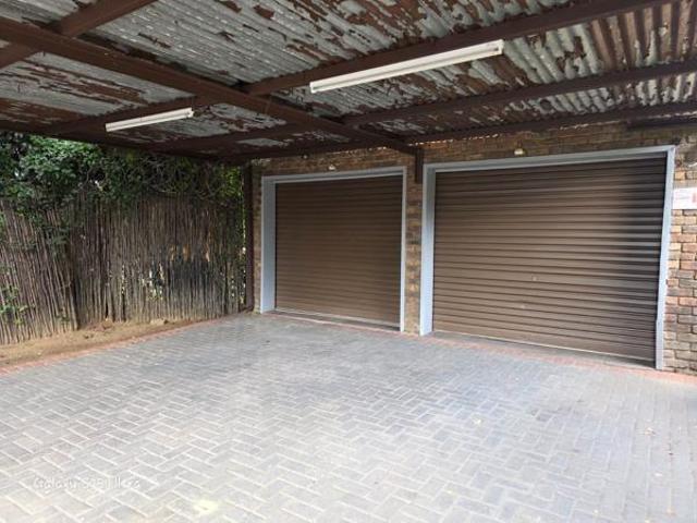 4 Bedroom House in Del Judor