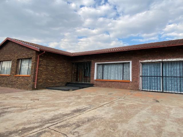 4 Bedroom House in Del Judor