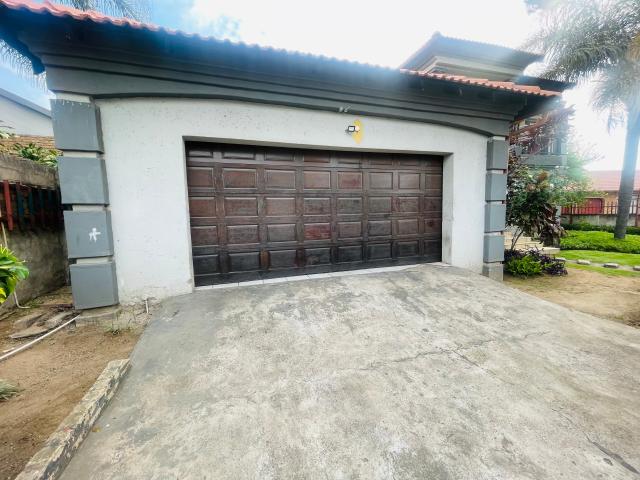 4 Bedroom House in Del Judor