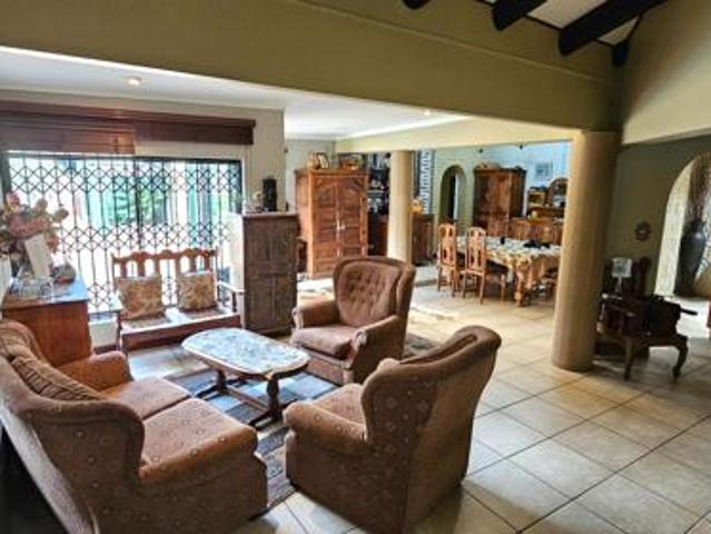 4 Bedroom House in Dennesig