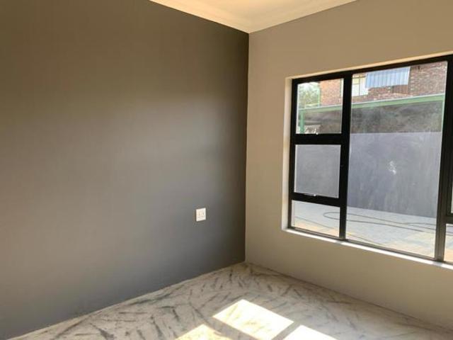 4 Bedroom House in Dennesig
