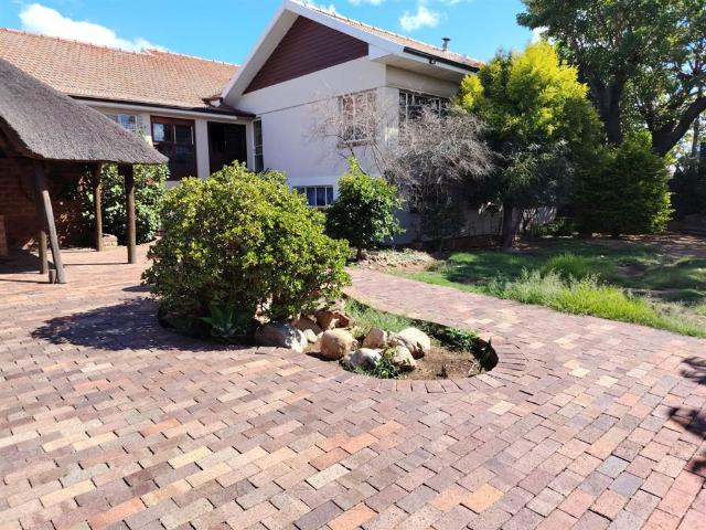 4 Bedroom House in Despatch
