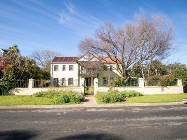 4 Bedroom House in Die Boord