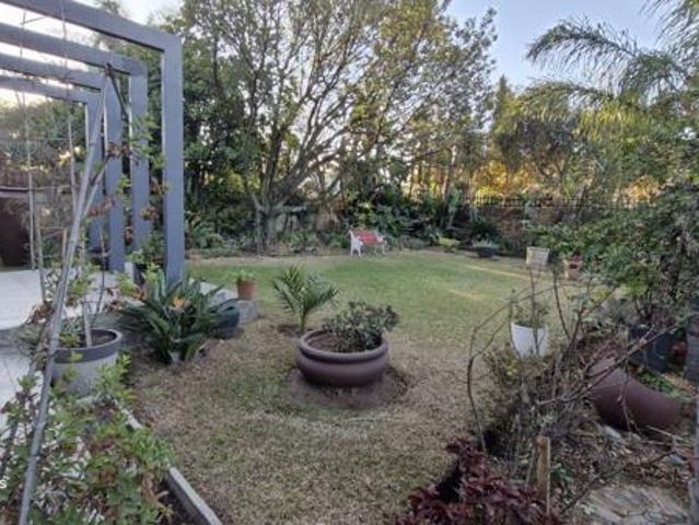 4 Bedroom House in Die Heuwel