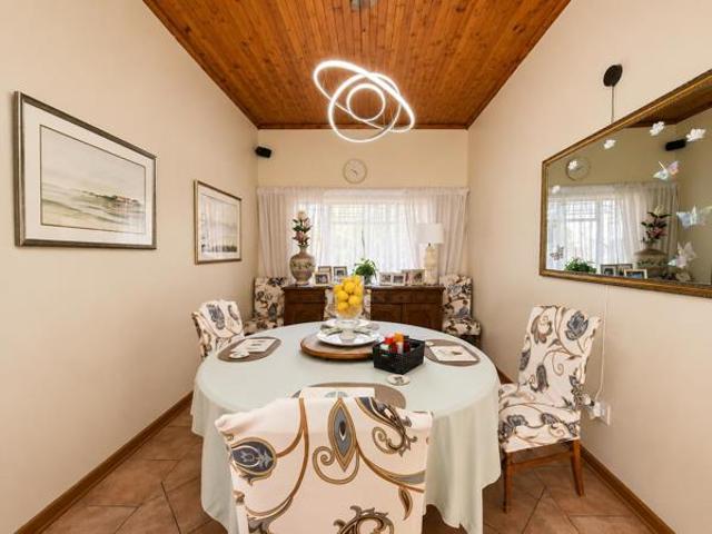 4 Bedroom House in Die Heuwel