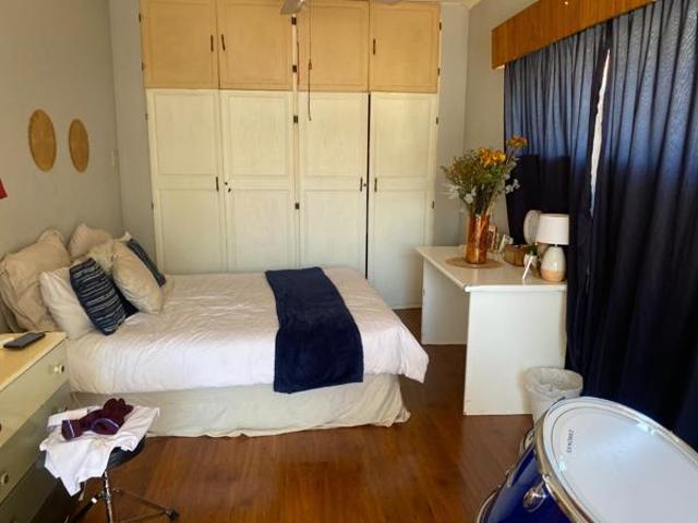 4 Bedroom House in Die Heuwel Ext 1