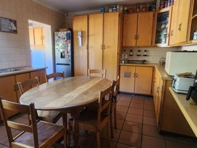 4 Bedroom House in Die Heuwel Ext 4