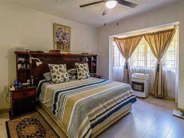 4 Bedroom House in Die Wilgers