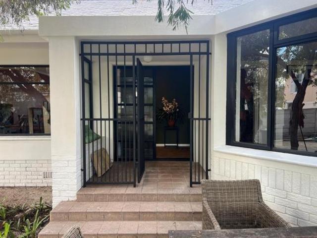 4 Bedroom House in Diep River