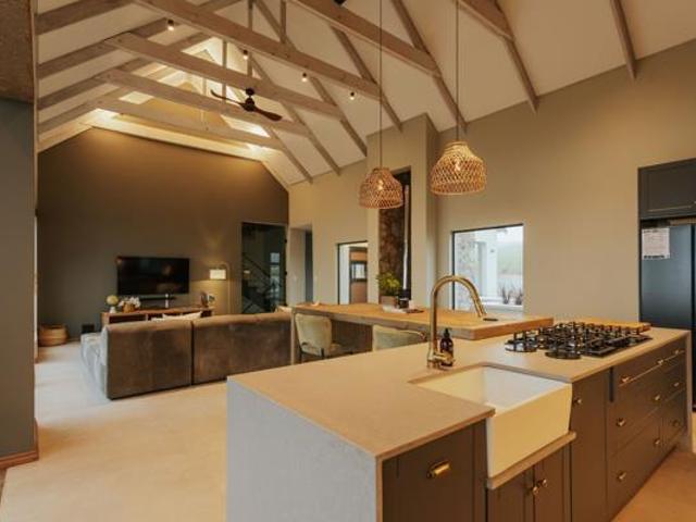 4 Bedroom House in Dullstroom