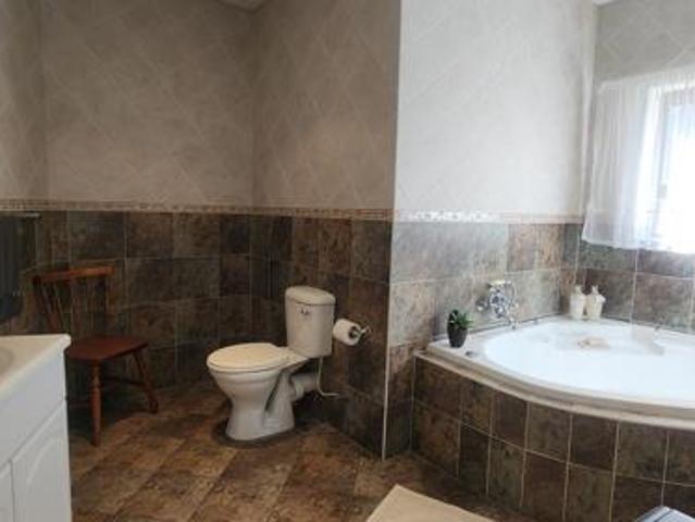 4 Bedroom House in Emalahleni Witbank Outlying