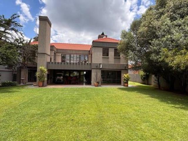 4 Bedroom House in Emfuleni Golf Estate
