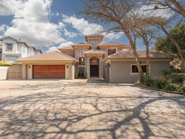 4 Bedroom House in Eagle Canyon Golf Estate