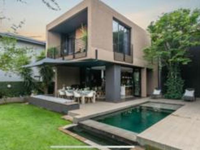 4 bedroom house in eagle cresent