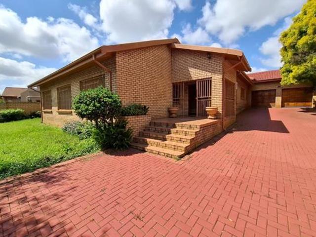 4 Bedroom House in Eastdene