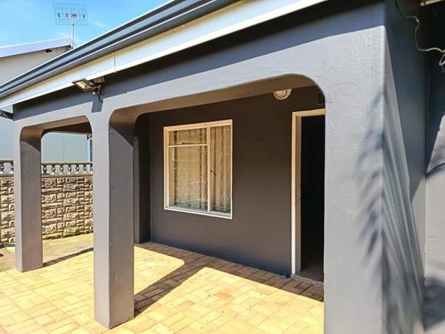 4 Bedroom House in Eastwood