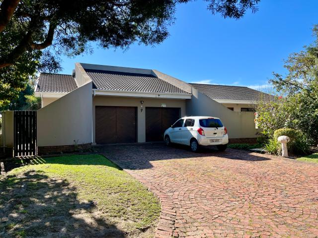 4 Bedroom House in Eden George