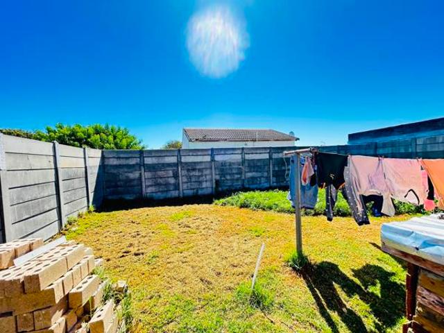 4 Bedroom House in Eersterivier South