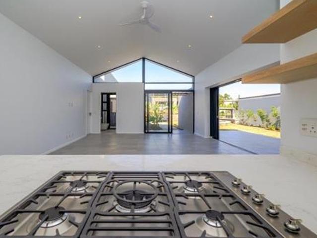 4 Bedroom House in Elaleni Coastal Forest Estate