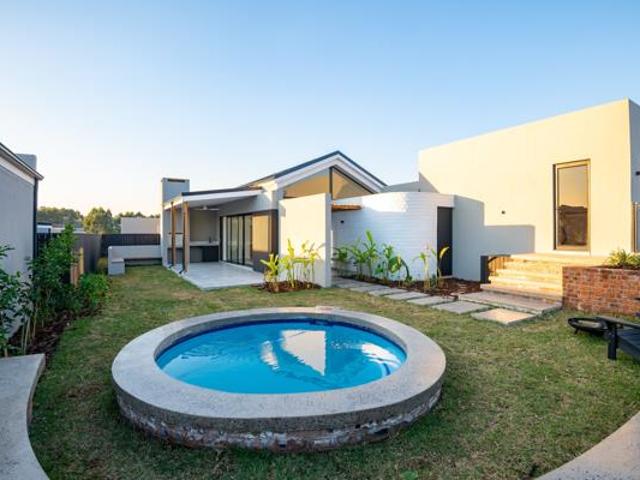 4 Bedroom House in Elaleni Coastal Forest Estate