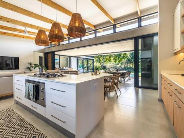 4 Bedroom House in Elaleni Coastal Forest Estate