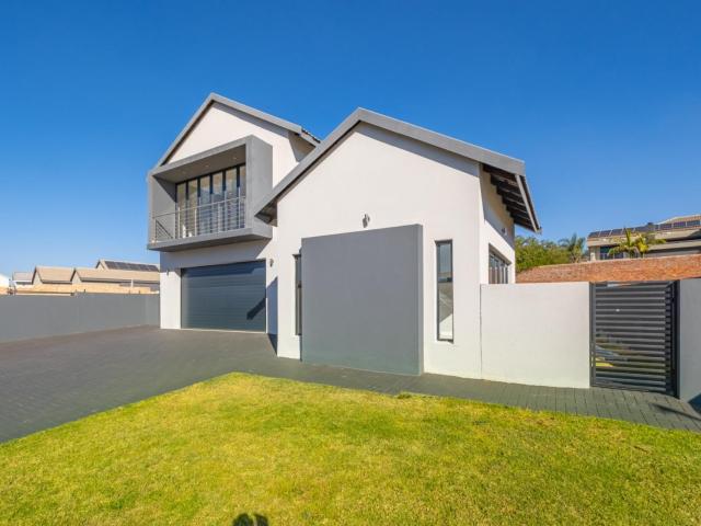 4 Bedroom House in Eldoraigne