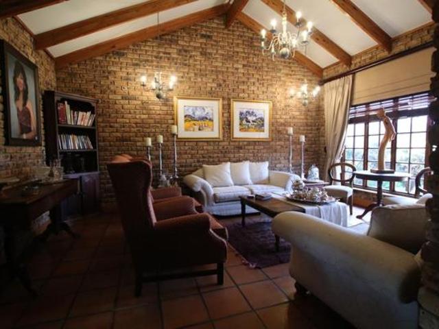 4 Bedroom House in Eldoraigne