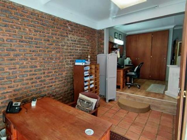 4 Bedroom House in Eldoraigne