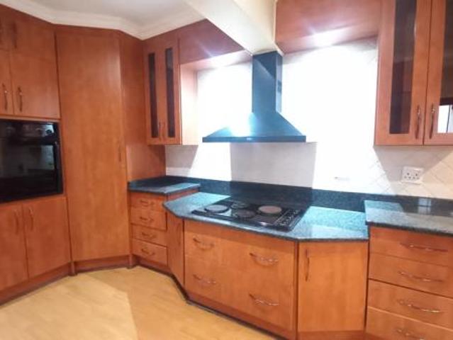 4 Bedroom House in Eldoraigne