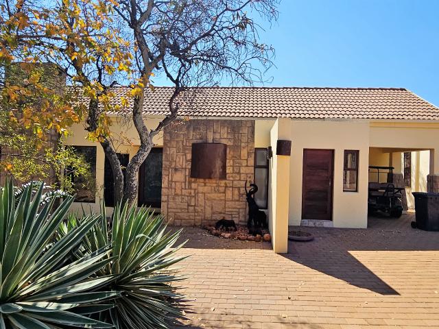 4 Bedroom House in Elements Private Golf Reserve