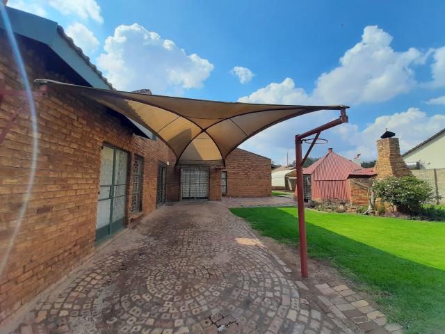 4 Bedroom House in Eloff