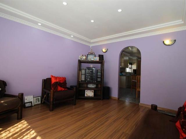 4 Bedroom House in Elsies River