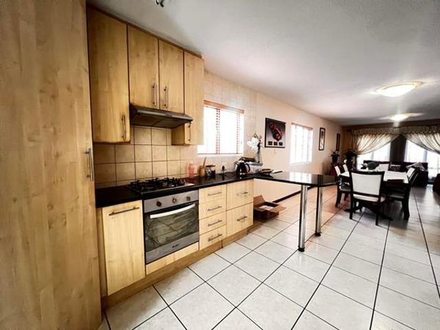 4 Bedroom House in Erand Gardens