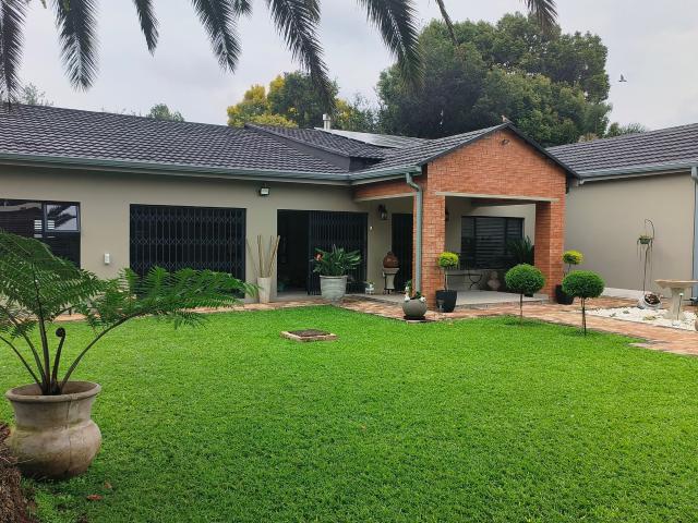 4 Bedroom House in Erasmus