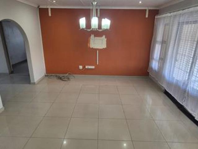 4 Bedroom House in Escombe