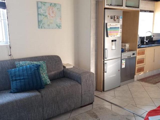 4 Bedroom House in Escombe