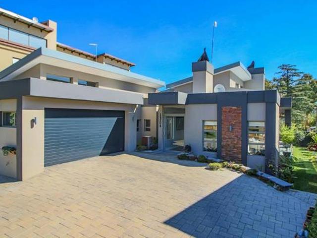 4 Bedroom House in Eye of Africa Estate