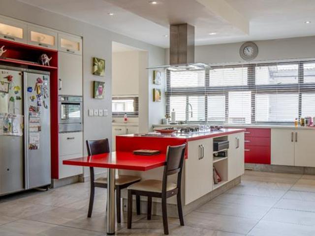 4 Bedroom House in Eye of Africa Estate