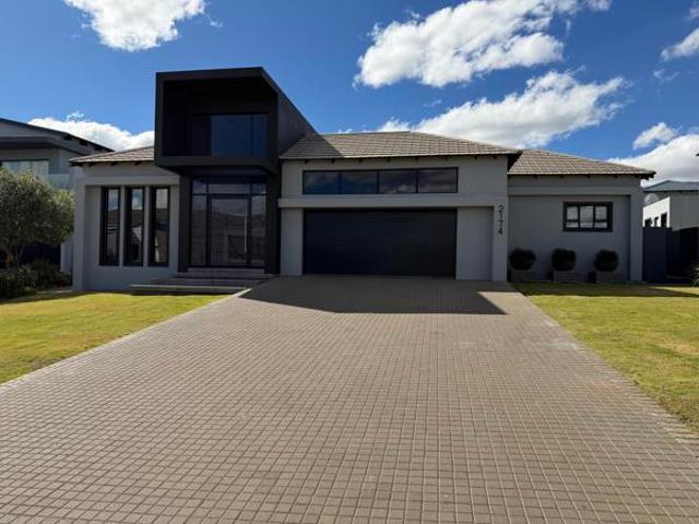 4 Bedroom House in Eye of Africa Estate