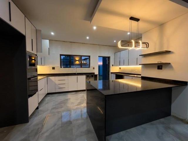 4 Bedroom House in Eye of Africa Estate