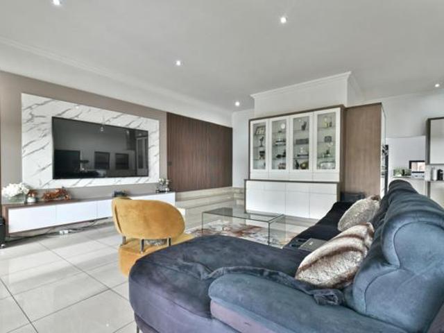 4 Bedroom House in Eye of Africa Estate