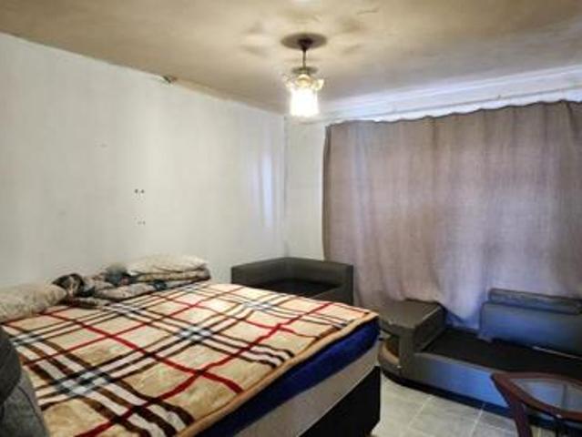 4 Bedroom House in Eyethu