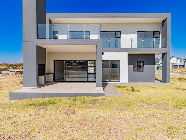 4 Bedroom House in Fourways