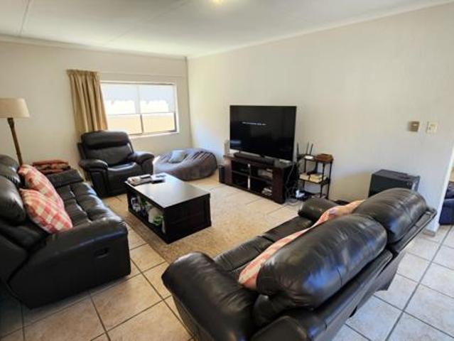 4 Bedroom House in Fourways Gardens